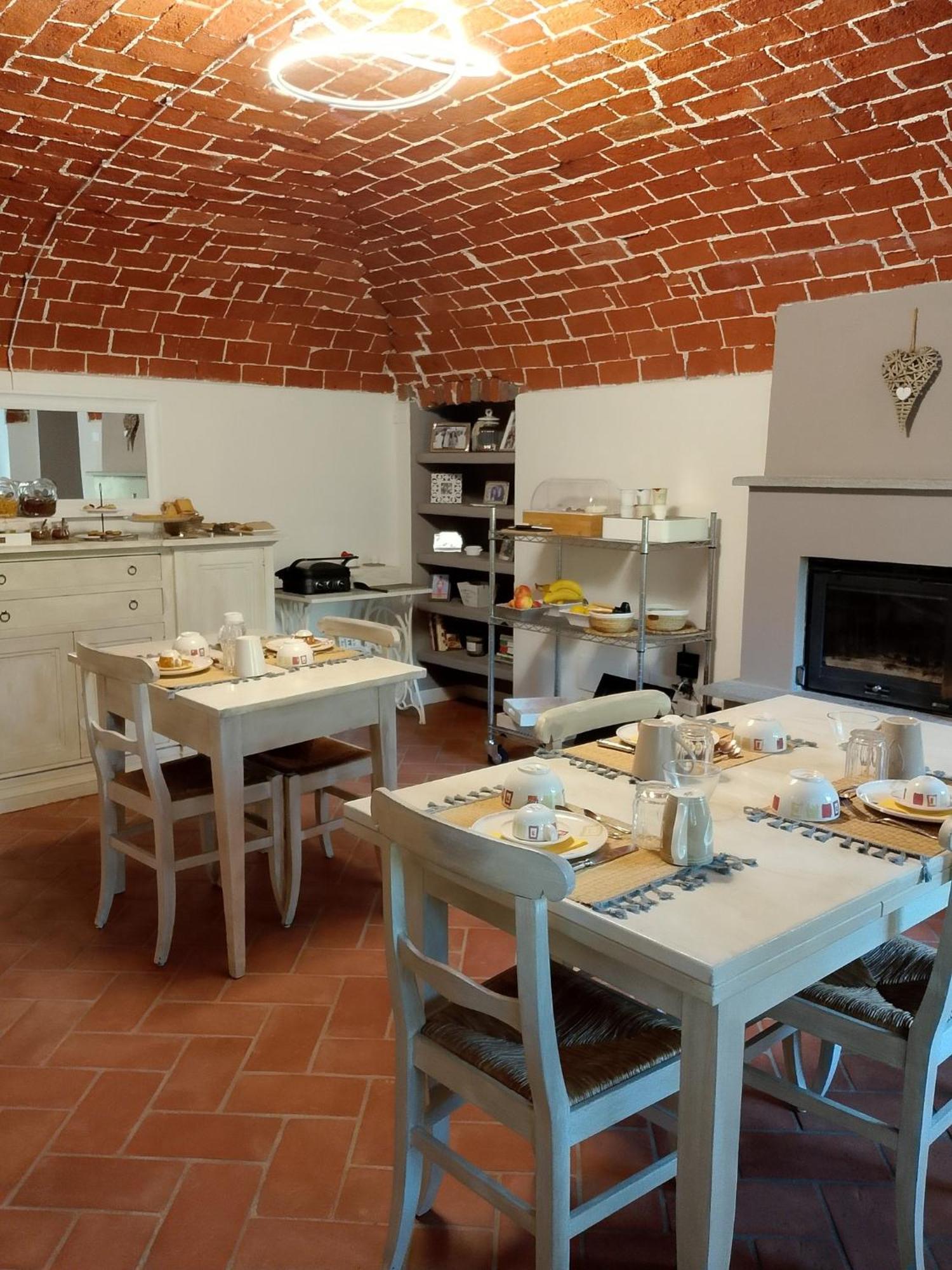 Cascina Spazio Indaco Castagnole Monferrato Exteriör bild